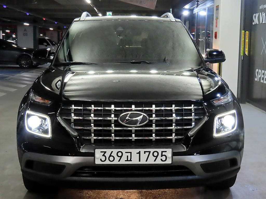 HYUNDAI Venue - Vista 2