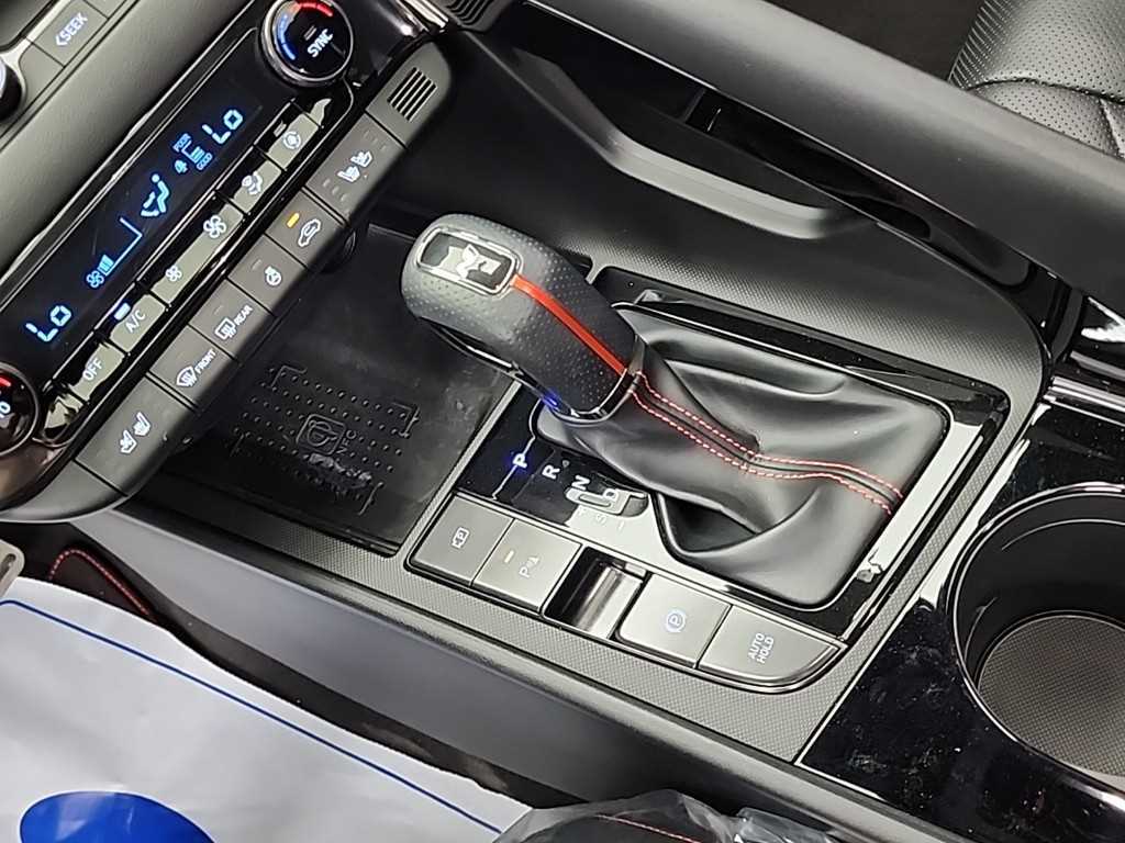 HYUNDAI Avante - Vista 6