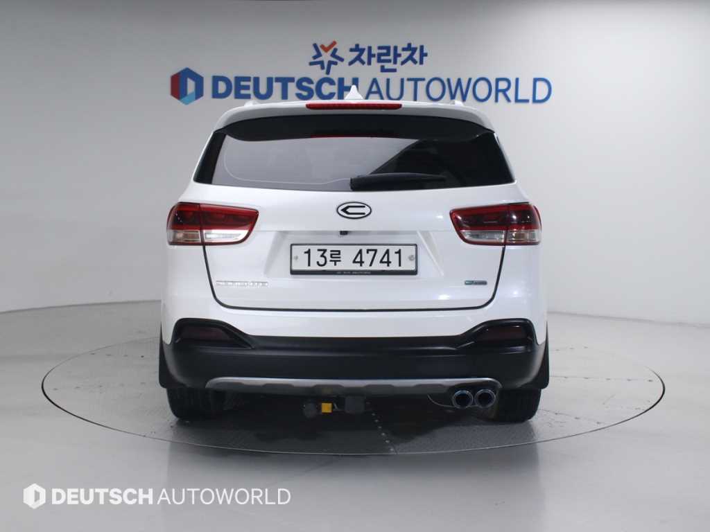 KIA Sorento - Vista 4