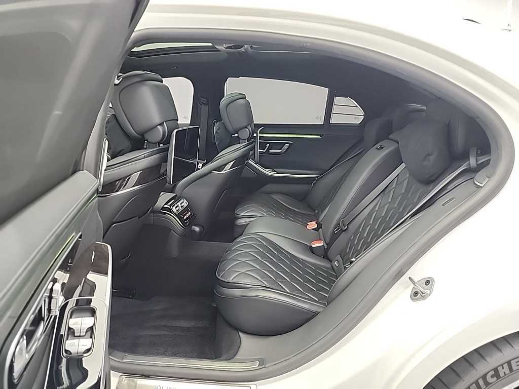 Mercedes Benz S Class - Vista 12