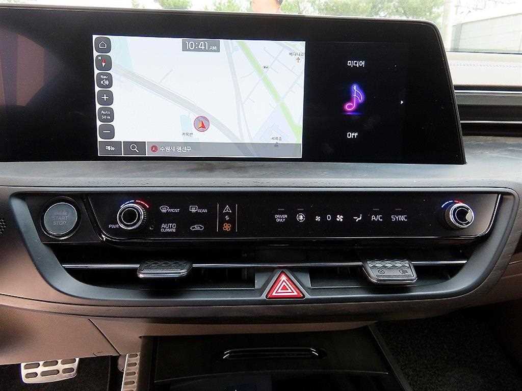 KIA K8 - Vista 12