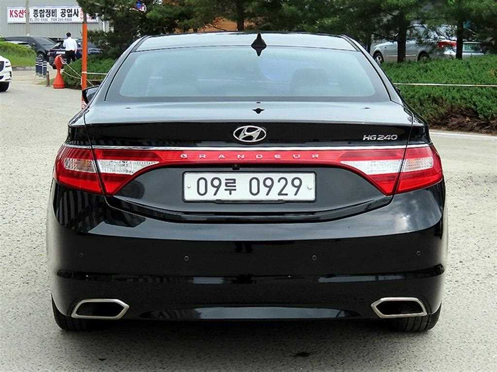 HYUNDAI Grandeur - Vista 4