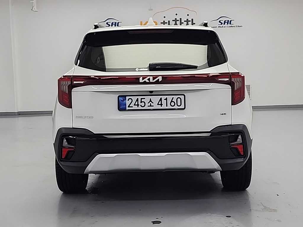 KIA Seltos - Vista 3