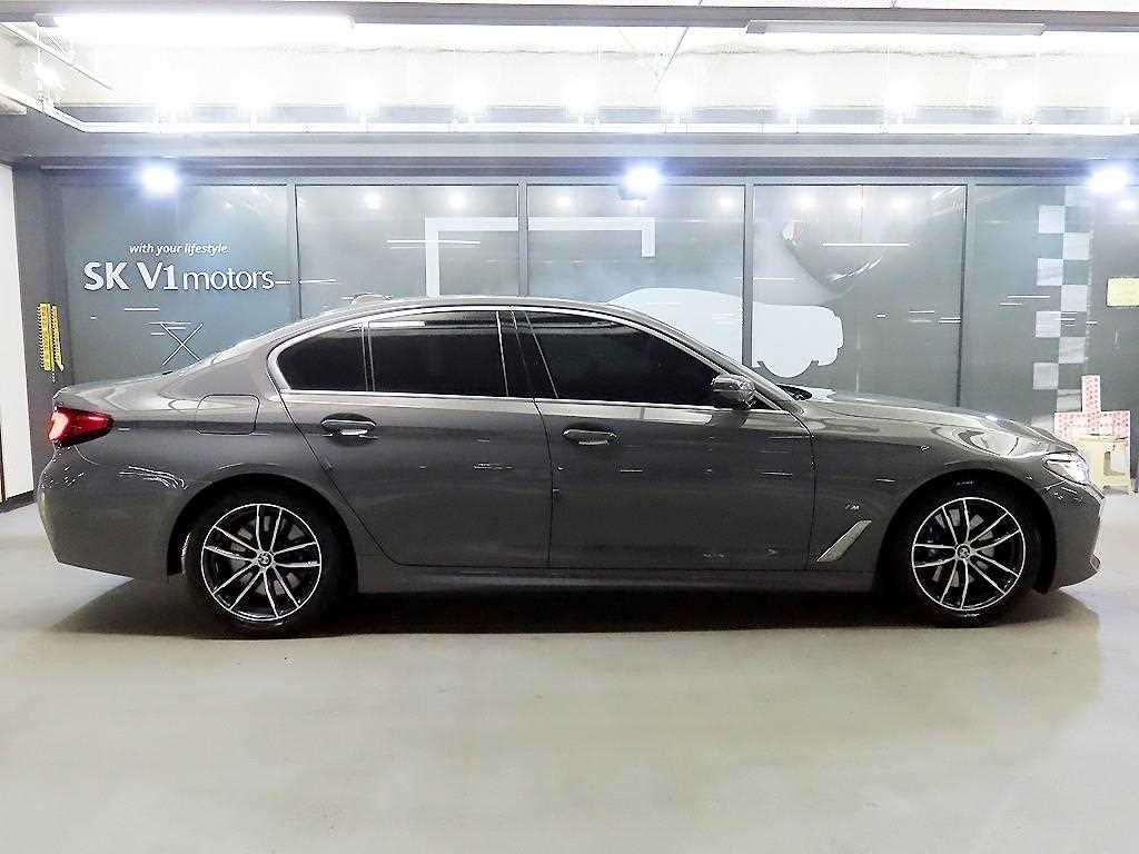 BMW 5 Series - Vista 3