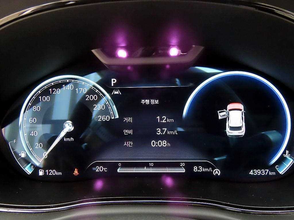 Genesis GV70 - Vista 9