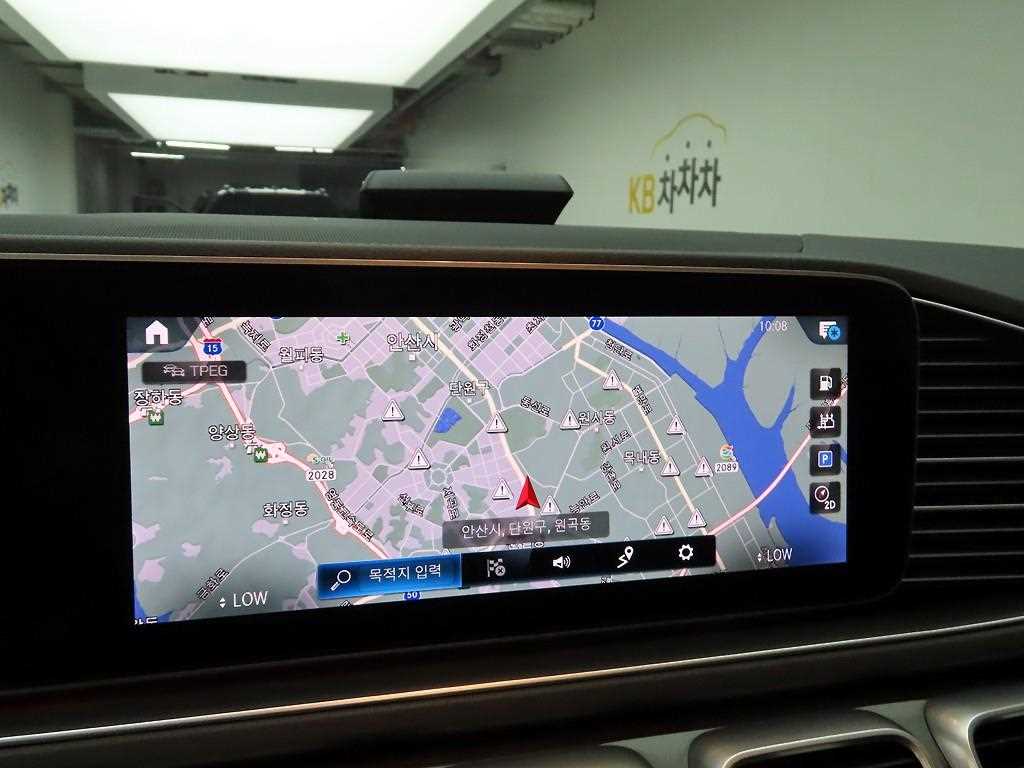 Mercedes Benz GLE Class - Vista 8