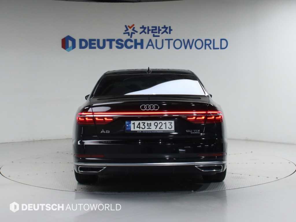 Audi A8 - Vista 4