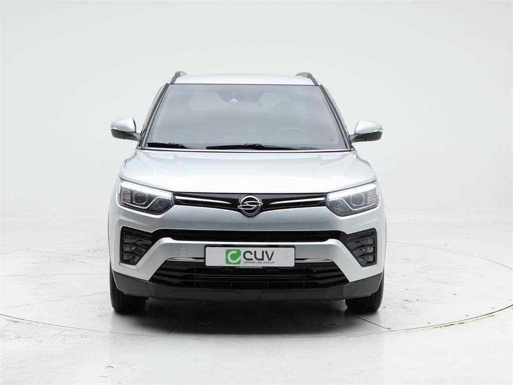 Ssangyong Tivoli - Vista 2