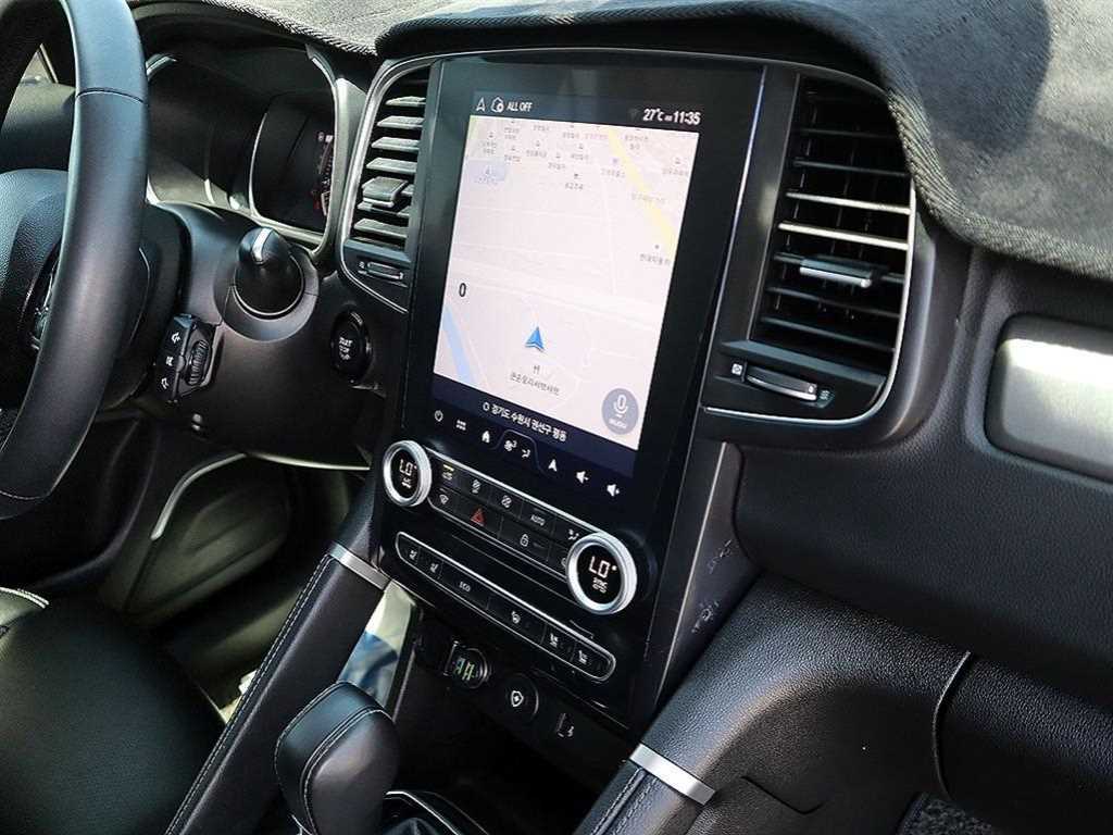 SAMSUNG QM6 - Vista 11