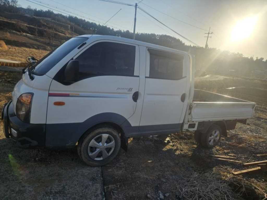 Small Truck Cargo (small) - Vista 2