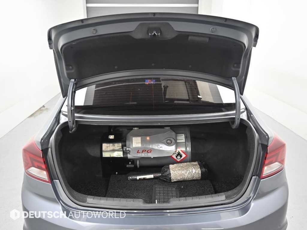 HYUNDAI Avante 2020 Gris - Importación desde Corea - HF Imports Iquique - Foto 19