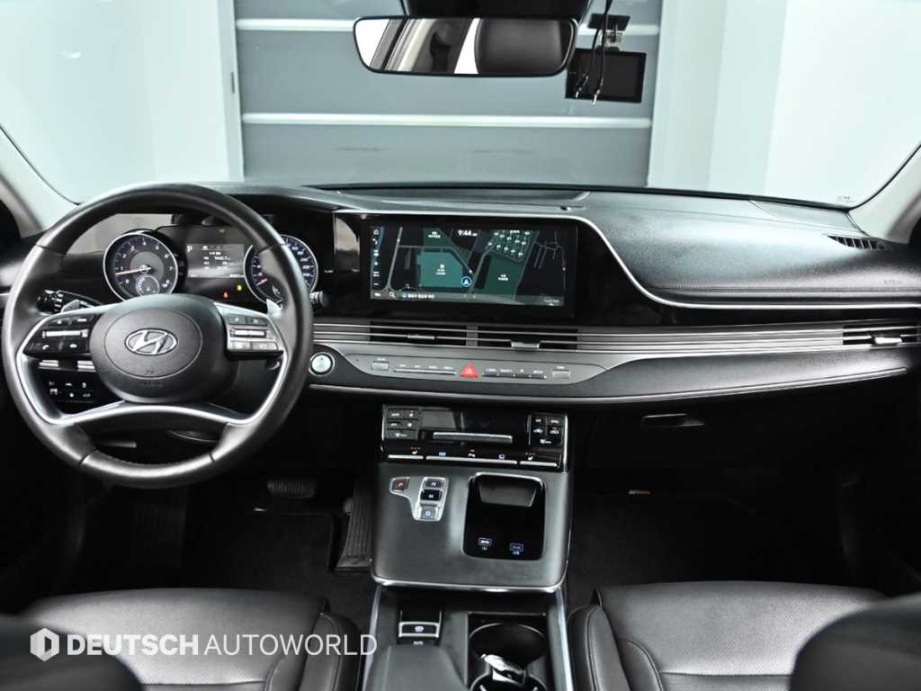 HYUNDAI Grandeur - Vista 7