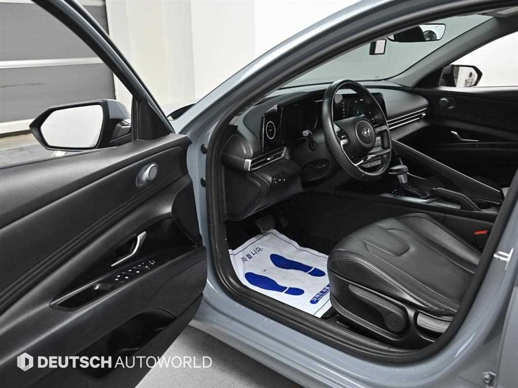 HYUNDAI Avante - Vista 11