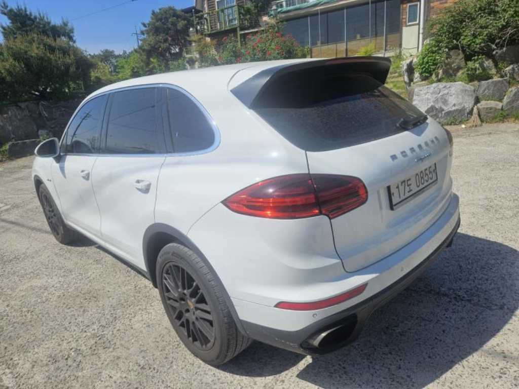 Porsche Cayenne - Vista 2