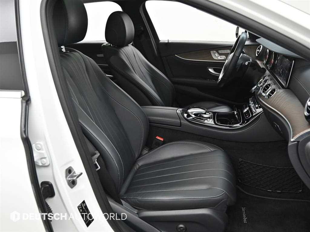 Mercedes Benz E class - Vista 10