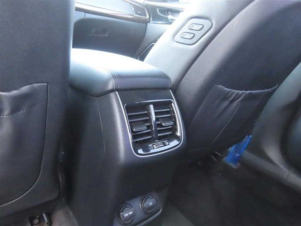KIA K7 - Vista 8