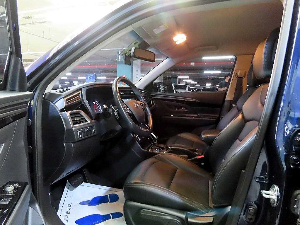 Ssangyong Korando - Vista 6