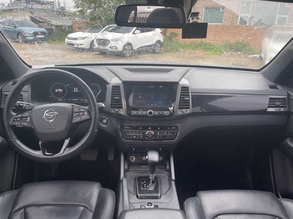 Ssangyong Rexton - Vista 5