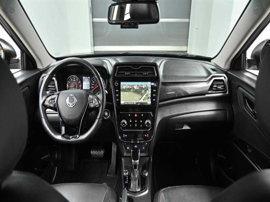 Ssangyong Tivoli - Vista 7