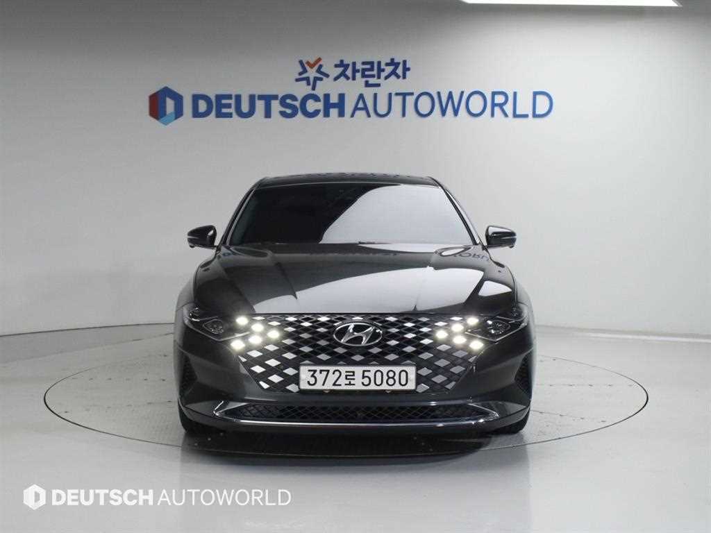HYUNDAI Grandeur - Vista 3
