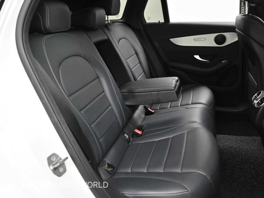 Mercedes Benz GLC Class - Vista 12