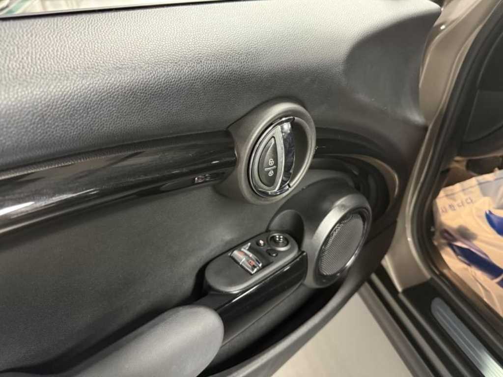Mini Cooper - Vista 10