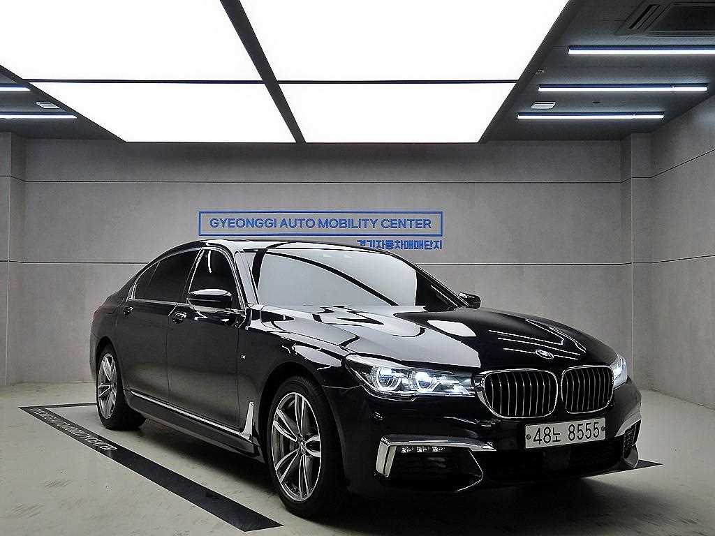 BMW 7 Series 2017 Negro - Importación desde Corea - HF Imports Iquique - Foto 1