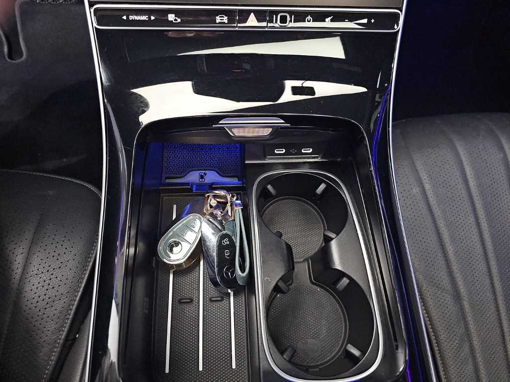 Mercedes Benz S Class - Vista 10