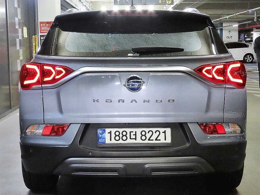 Ssangyong Korando - Vista 5