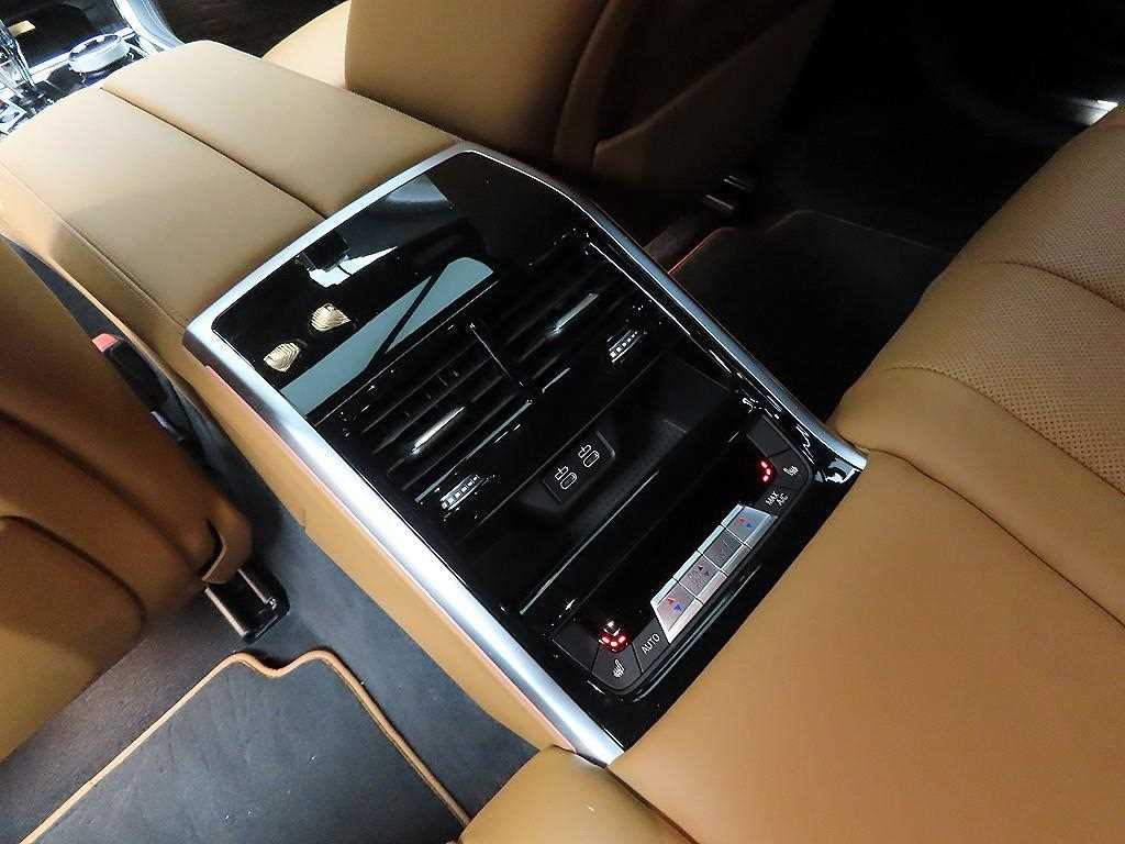 BMW 8 Series 2022 Azul - Importación desde Corea - HF Imports Iquique - Foto 17