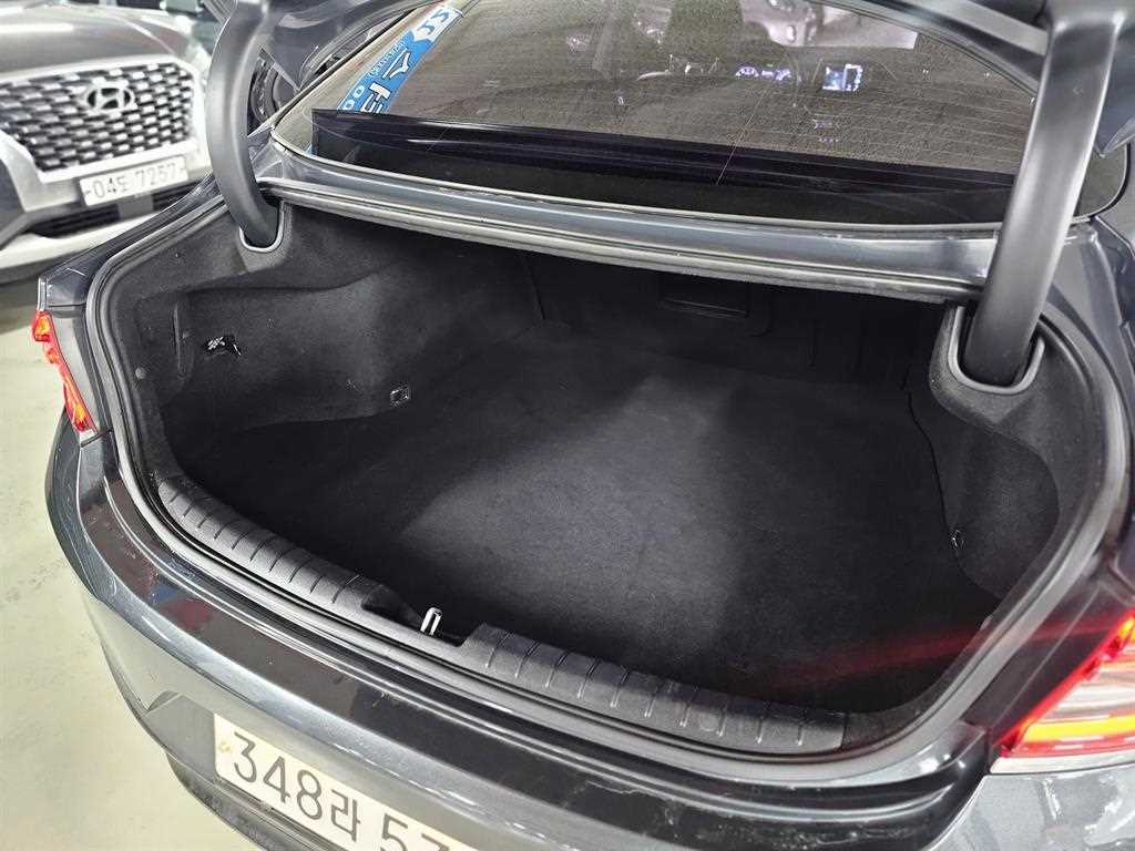 HYUNDAI Grandeur 2017 Gris - Importación desde Corea - HF Imports Iquique - Foto 17