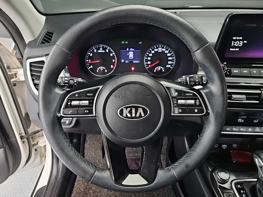 KIA Seltos - Vista 9