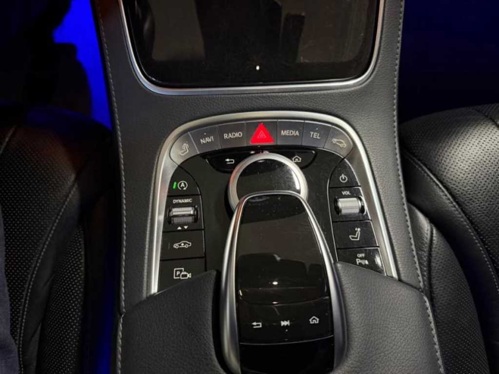 Mercedes Benz S Class - Vista 12