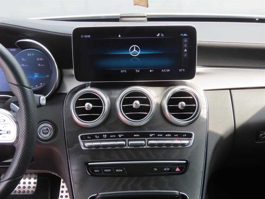 Mercedes Benz C Class - Vista 8