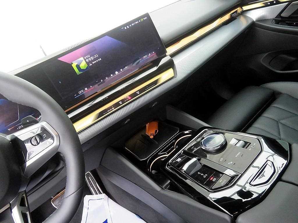 BMW 5 Series 2025 - Importación desde Corea - HF Imports Iquique - Foto 14