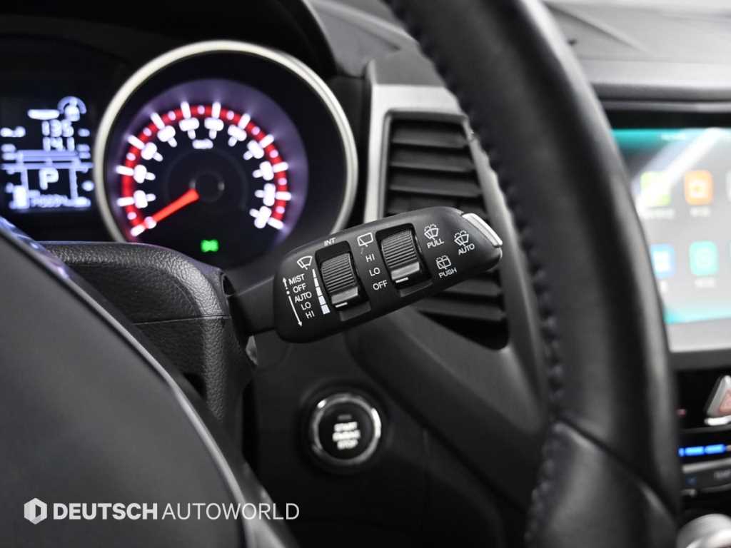 Ssangyong Tivoli 2018 Blanco - Importación desde Corea - HF Imports Iquique - Foto 18