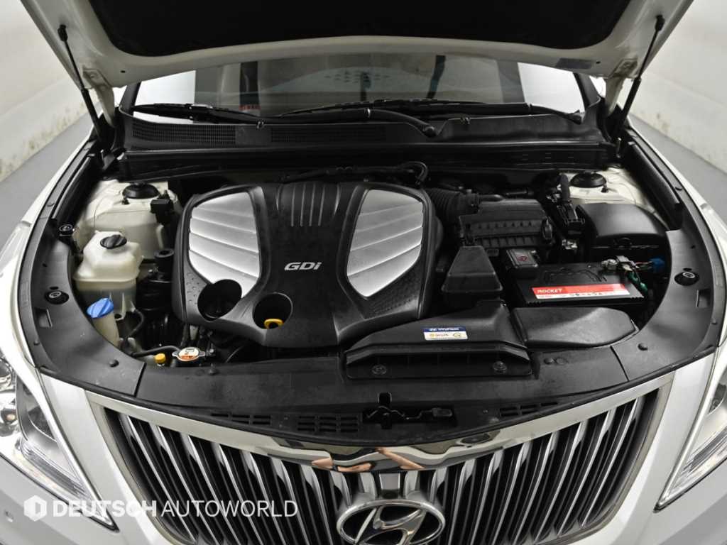 HYUNDAI Grandeur - Vista 6