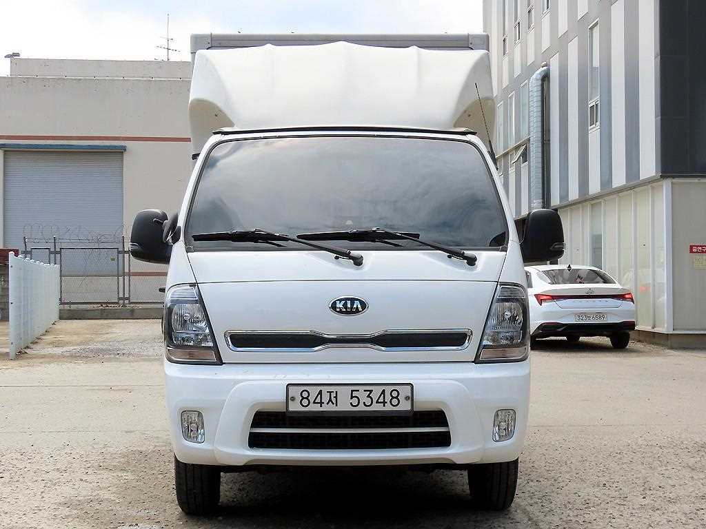 Small Truck Top_Integrated Top Powergate 2022 Blanco - Importación desde Corea - HF Imports Iquique - Foto 1