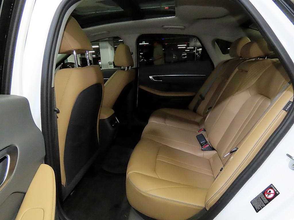 HYUNDAI Sonata - Vista 7