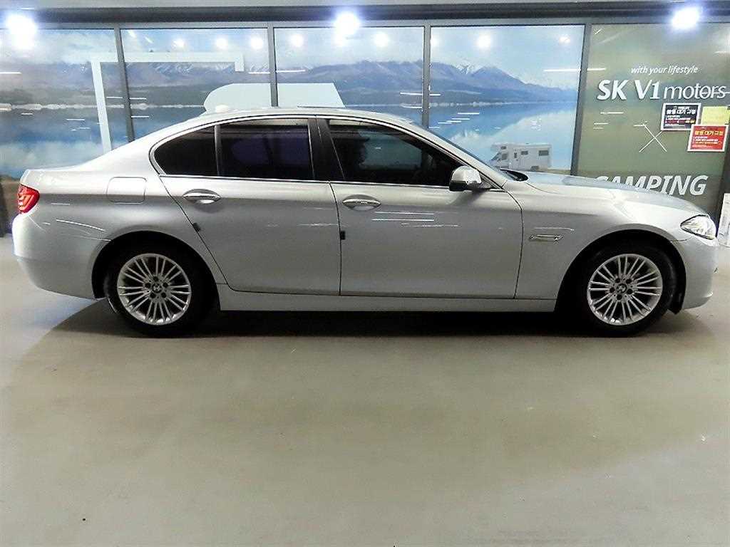 BMW 5 Series - Vista 3