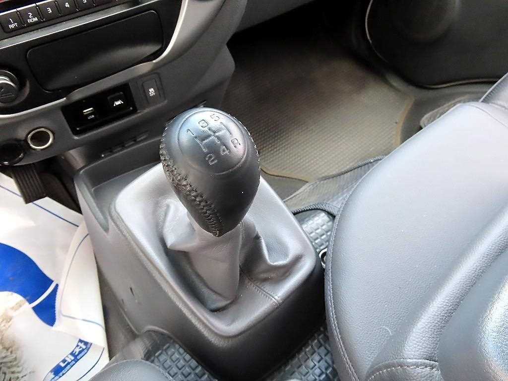 Small Truck Top_Integrated Top Powergate 2022 Blanco - Importación desde Corea - HF Imports Iquique - Foto 13