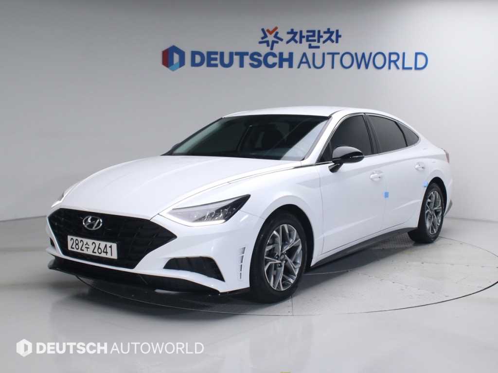 HYUNDAI Sonata - Vista 3