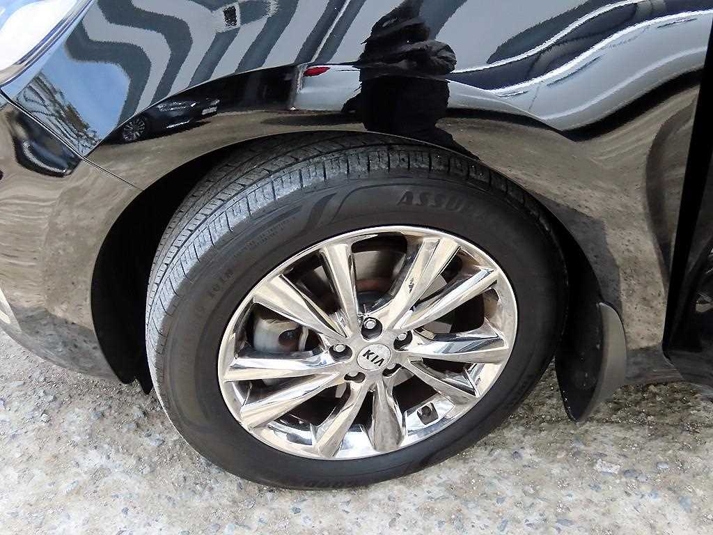 KIA Carnival 2019 Negro - Importación desde Corea - HF Imports Iquique - Foto 20