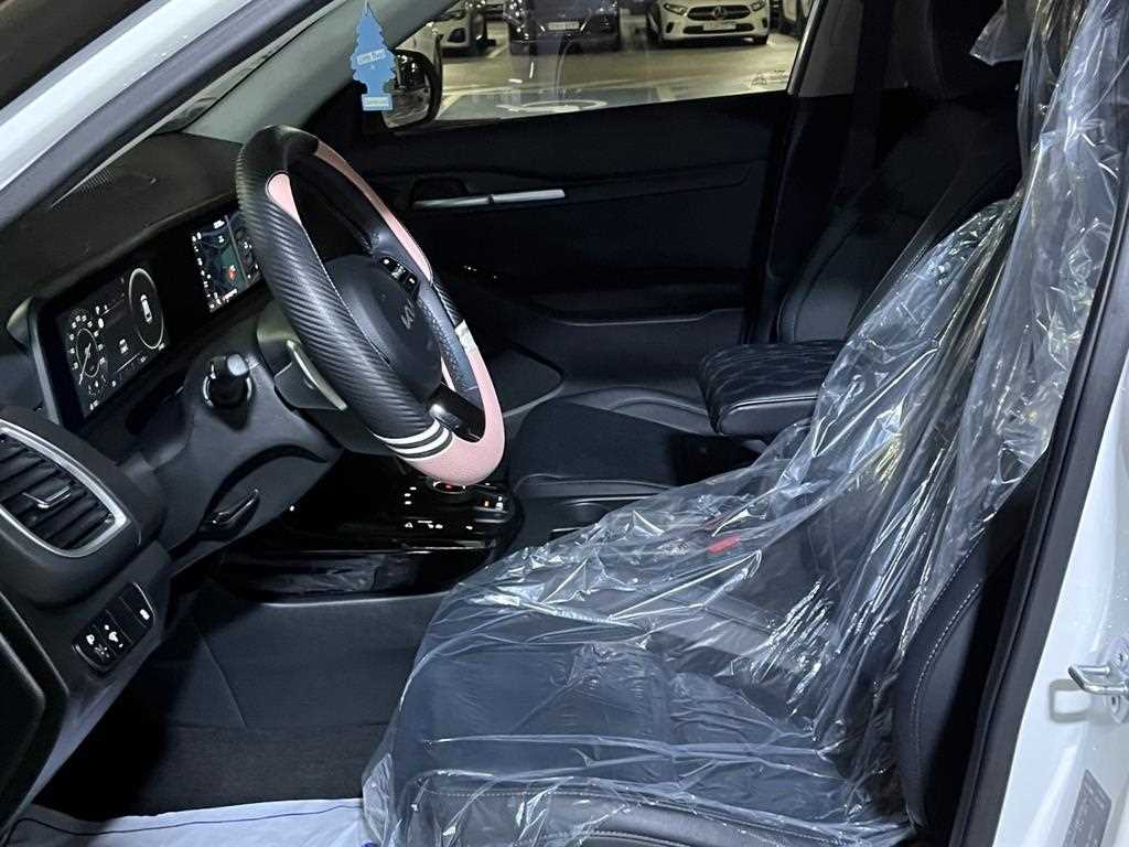 KIA Seltos - Vista 12