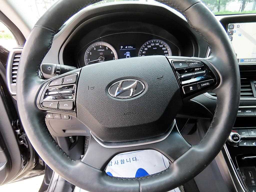 HYUNDAI Grandeur - Vista 8