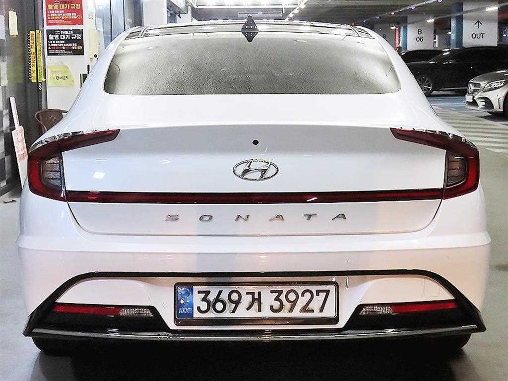 HYUNDAI Sonata - Vista 5