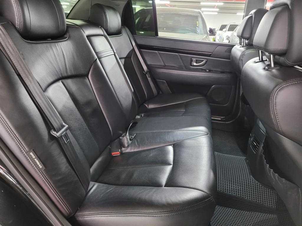 KIA Opirus - Vista 7