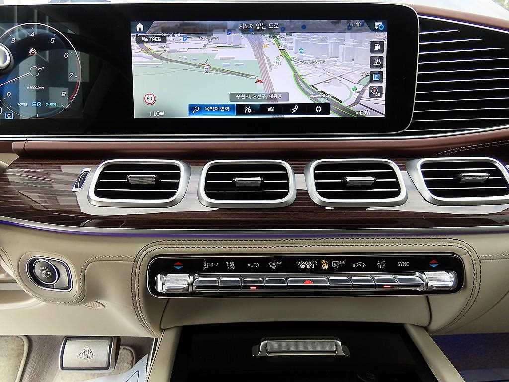 Mercedes Benz GLS Class - Vista 12