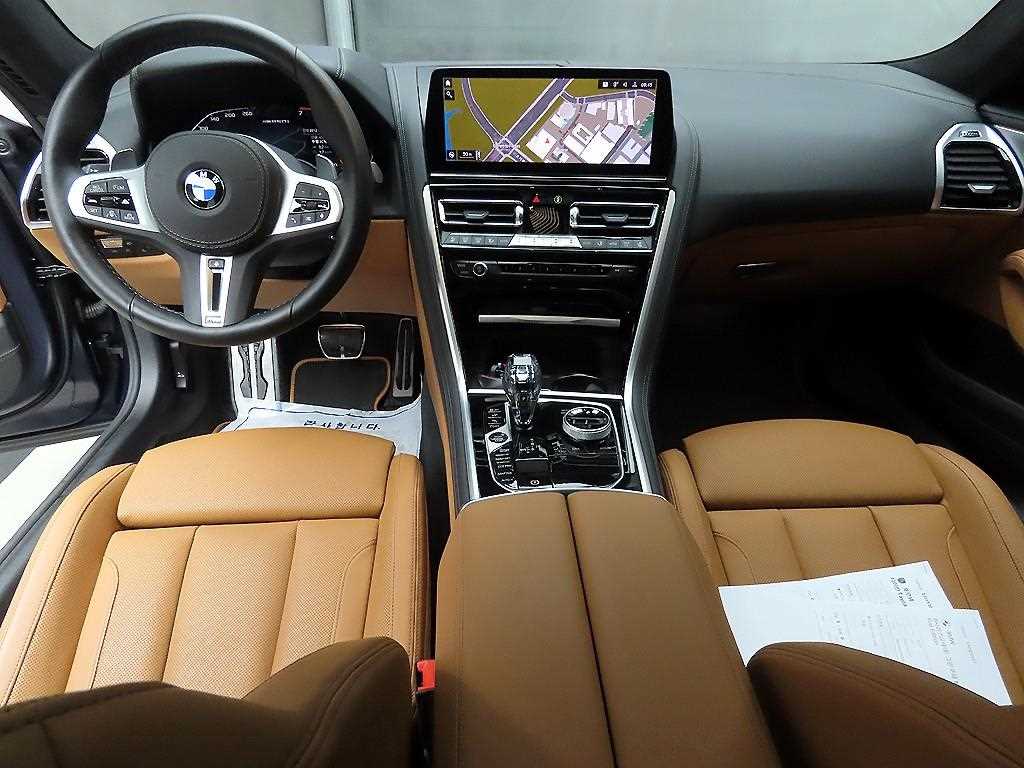 BMW 8 Series - Vista 7
