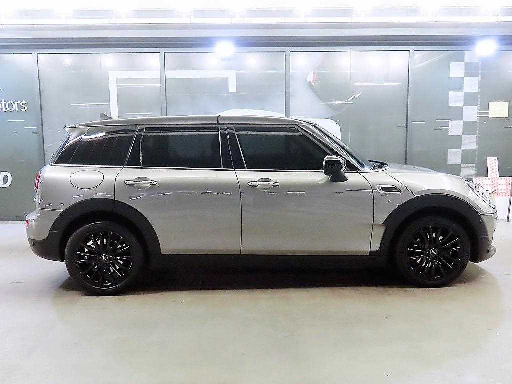 Mini Clubman - Vista 3